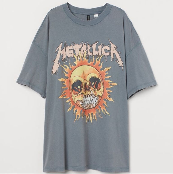 H&M Tops - 3 FOR 15$ Oversized Band Tee